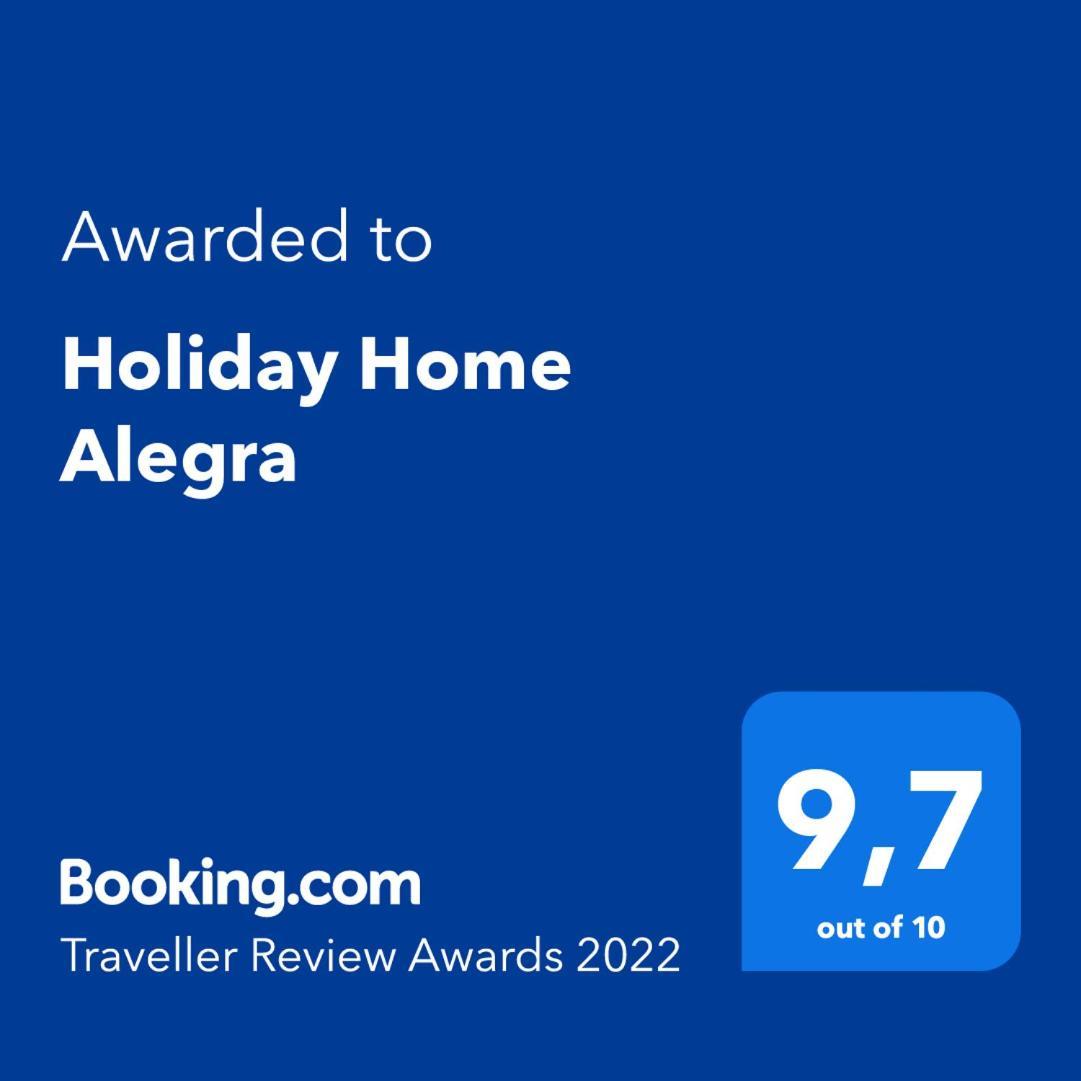 Holiday Home Alegra พอดโกรา ภายนอก รูปภาพ