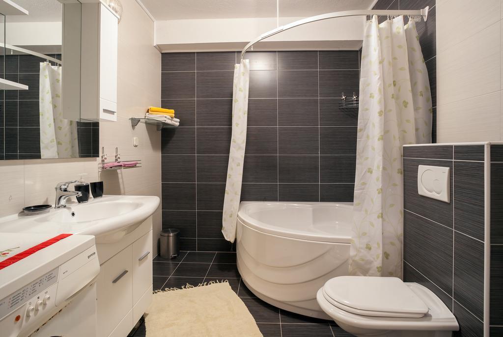 Holiday Home Alegra พอดโกรา ภายนอก รูปภาพ